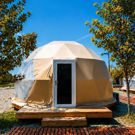 Glamping By Carpe Diem Beach&resort * Borsh