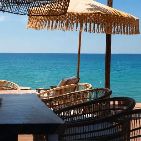Glamping By Carpe Diem Beach&resort Kapselhotel *